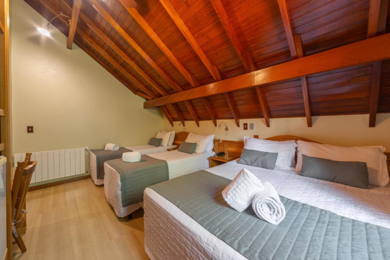 Quarto Quádruplo Luxo