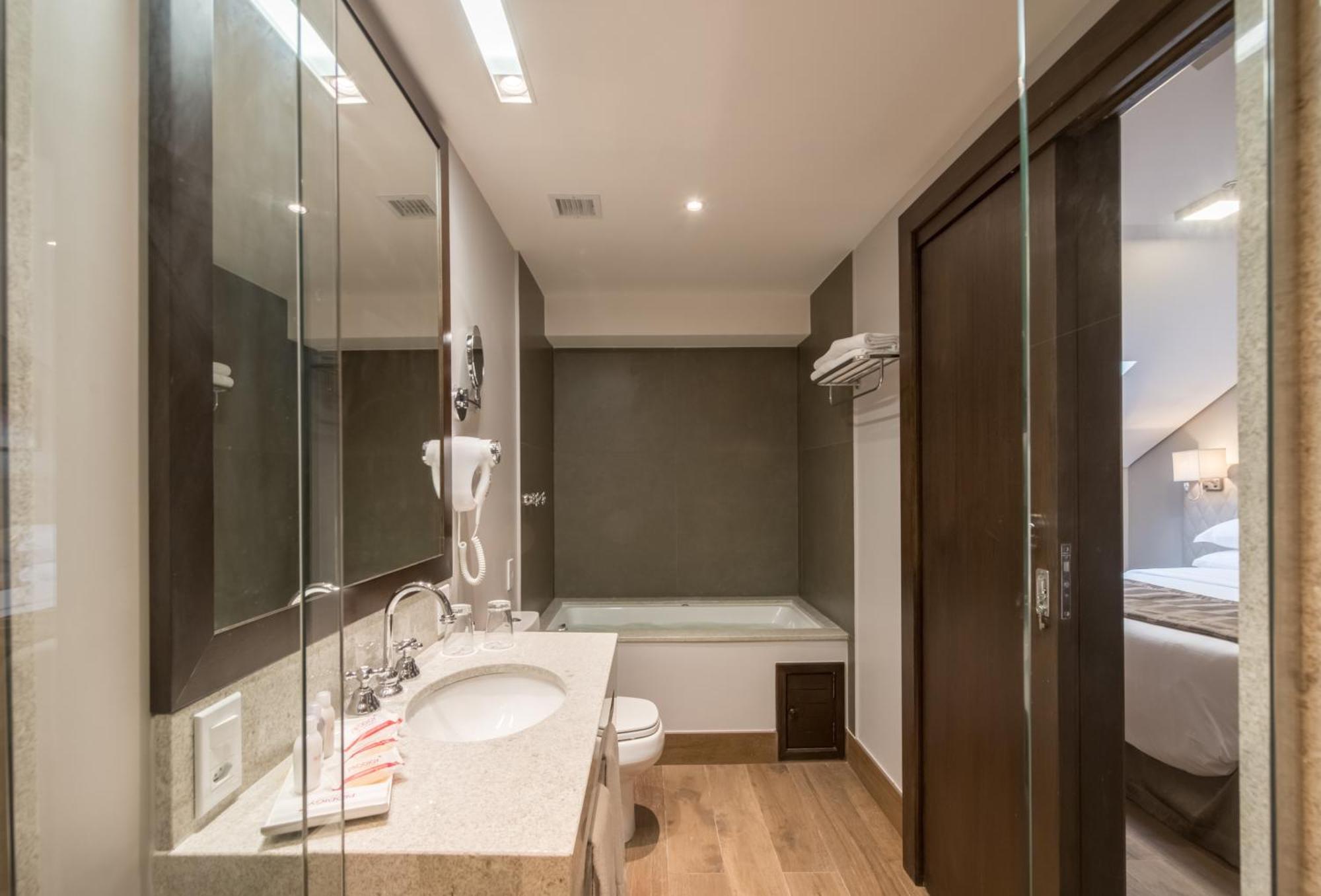 Suite Júnior