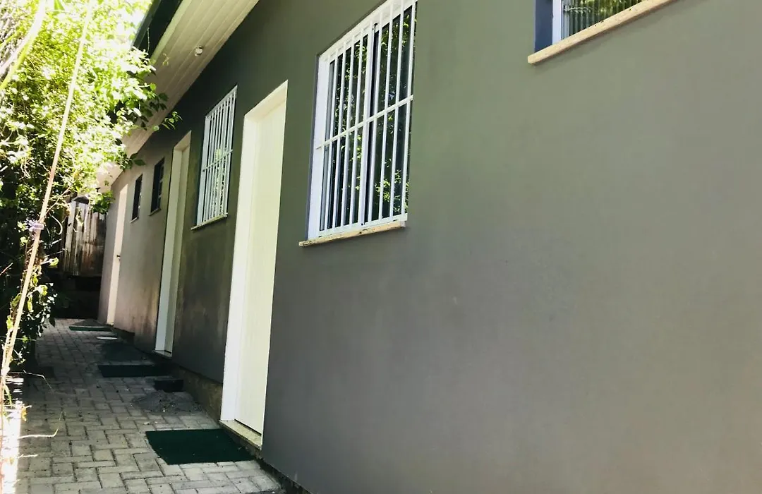 Suite em Gramado, próxima a Avenida das Hortencias-1