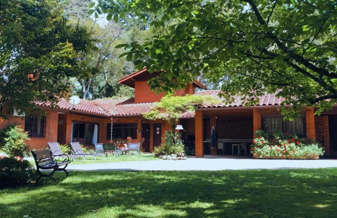 CASA GOLDONI GRAMADO 4 Quartos-1