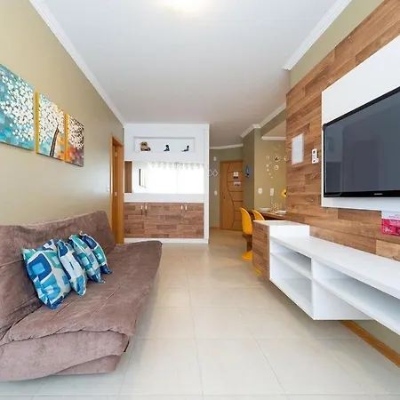 GRAMADO SOLAR REAL - 2 APTS de 2 quartos no mesmo prédio, cada um comporta até 7 pessoas - IDEAL PARA GRUPOS - central - IDEAL PARA ANDAR A PÉ, nesta plataforma desde janeiro de 2016, oferecemos CREDIBILIDADE - seu PET é bem-vindo - GARAGEM COBERTA-3