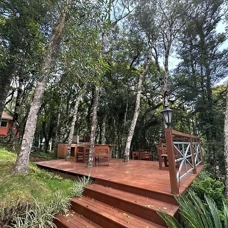 Belíssimo Apto com 3 suítes próximo ao Lago Negro-3