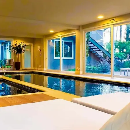 Casa de Pedra | 2 Suítes | Piscina | Jacuzzi-2