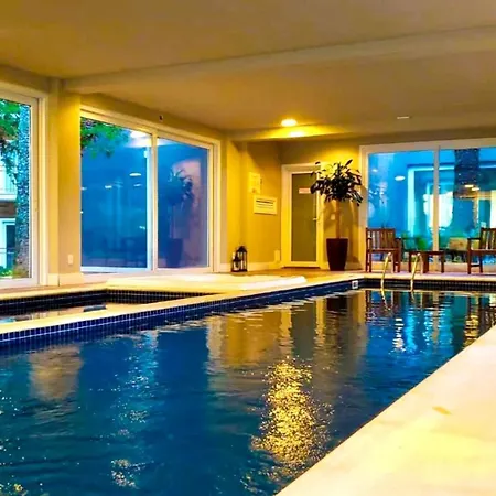 Casa de Pedra | 2 Suítes | Piscina | Jacuzzi-3