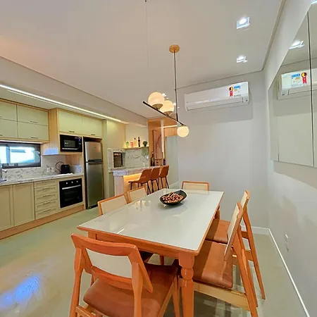 Apartamento na Av Borges de Medeiros - Gramado-2