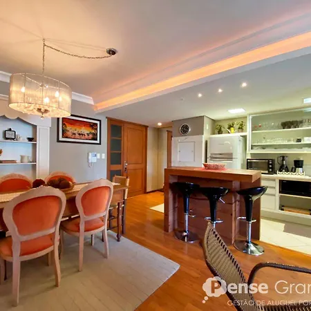 Apartamento a 300m da Rua Coberta de Gramado-2