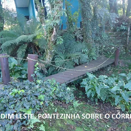 Apartamento Duplex, Climatizado, Próximo ao Lago-3
