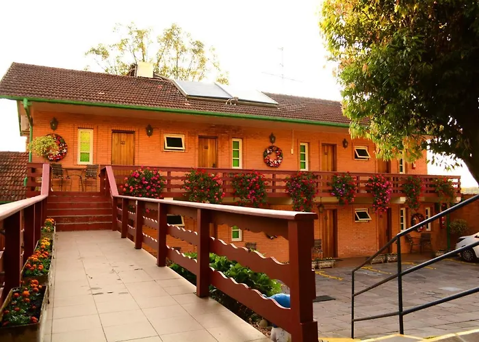 Pousada Mikolay - Hospedagem Econômica Gramado, Rio Grande do Sul
