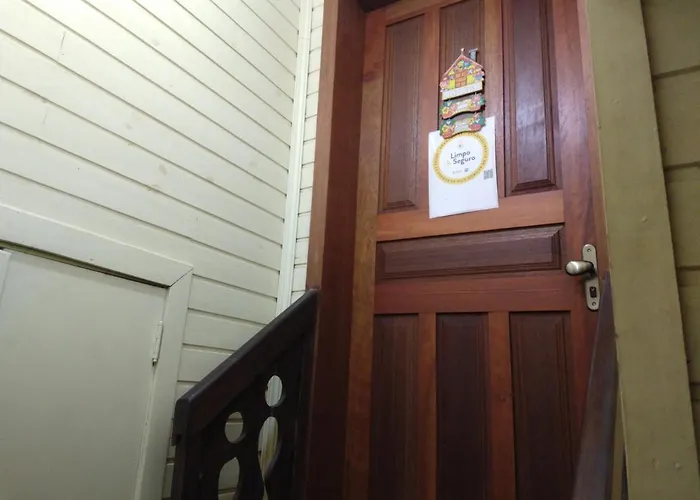 Apto com 3 quartos no centro de Gramado