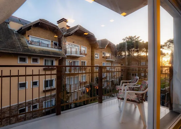 Casa de Pedra - 301D - Apto com piscina em Gramado