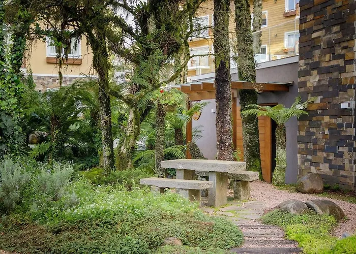 304/2 apto com piscina aquecida