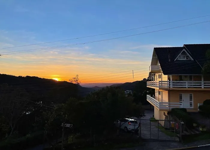 MARAVILHOSO Apartamento VISTA DO VALE e 2 dorm
