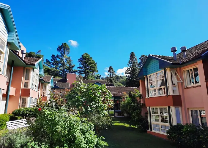 Excelente Duplex em Gramado - com lareira em condomínio privativo