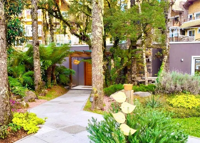 Apto Lindo e Completo com piscina e jacuzzi