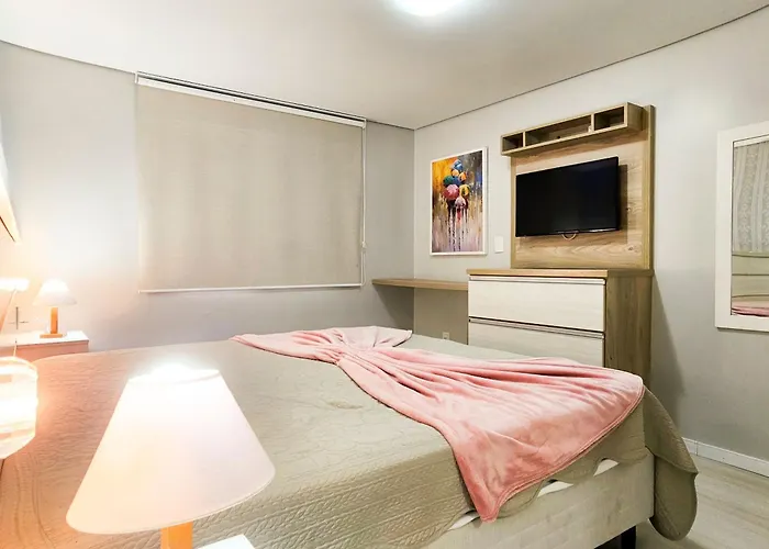 Apartamento a 200m da Rua Coberta