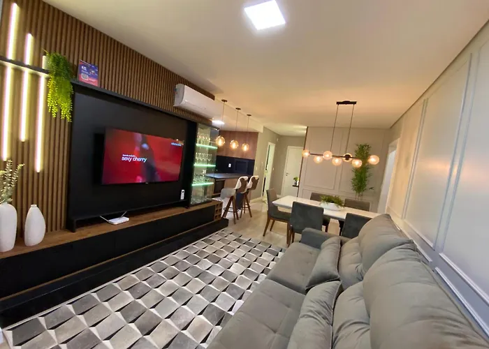 Apartamento locação de temporada Luxo Gramado no Centro!