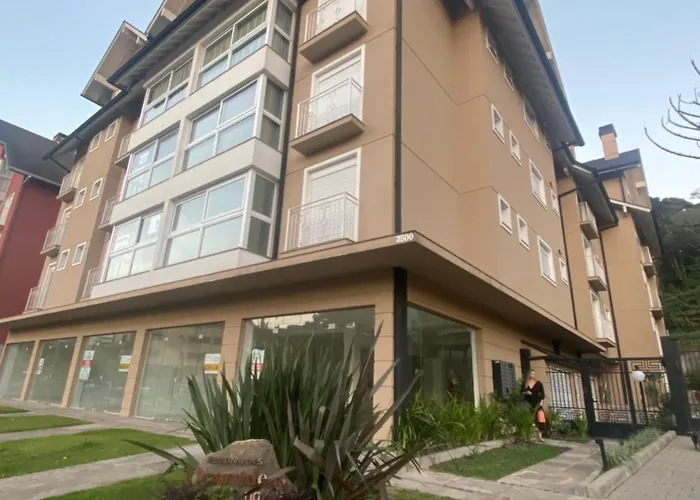 Apartamento locação de temporada Luxo Gramado no Centro!