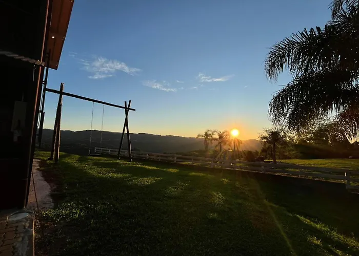 Residenciais Encantos Da Linha Bonita - Possui Uma Vista Maravilhosa Gramado
