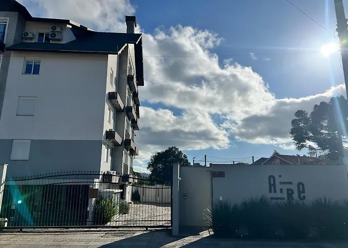 Apartamento Novo em Gramado perto da Rua Coberta
