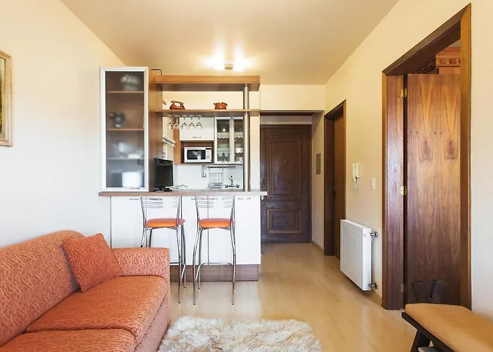 Belo Apartamento E Completo No Centro Com Vista Gramado