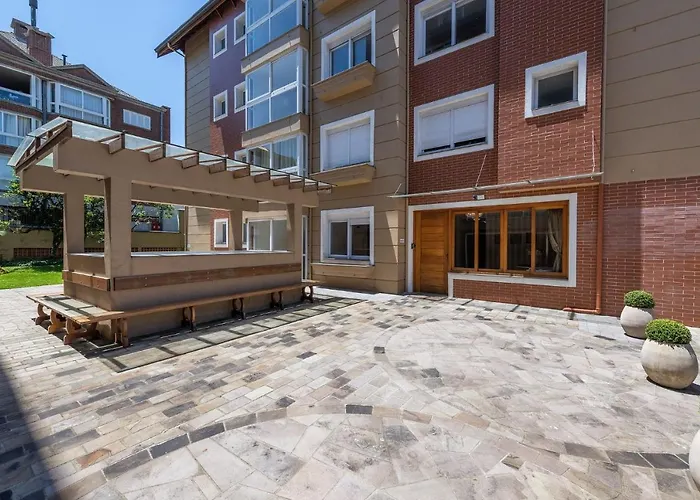 Luxuoso Apartamento no Coração de Gramado